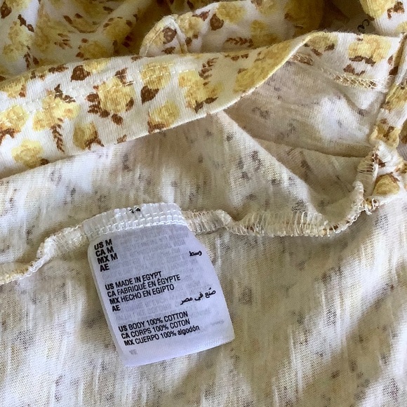 Style & Co Yellow Roses Floral Long Sleeved Tee Shirt Resale Size Medium - Picture 14 of 16